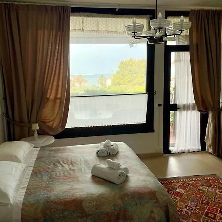 B&B Magna Grecia โครโตเน ภายนอก รูปภาพ