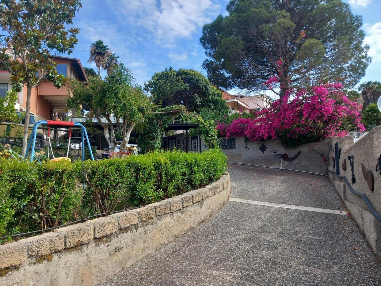 B&B Magna Grecia โครโตเน ภายนอก รูปภาพ